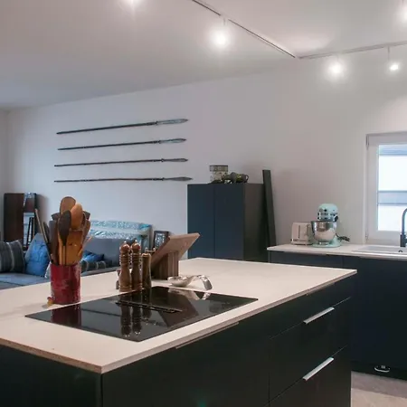 Apartment With Balcony Near Centquatre